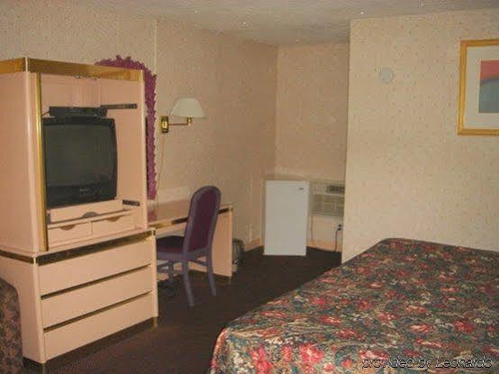 Whitehouse Motel Richmond South Bellwood Екстер'єр фото